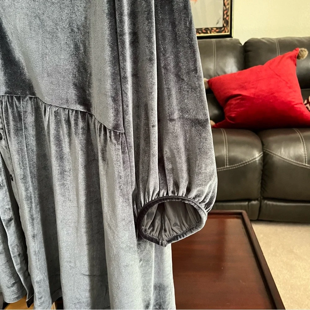 NWOT Comfy Purple Velvet Button down Blouse - Picture 3 of 5